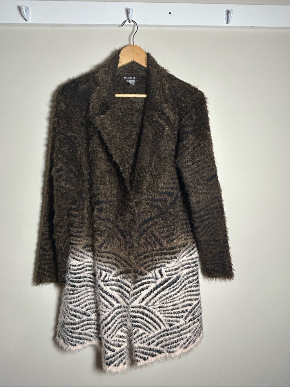 VENUS Zebra Brown to Cream Ombre Fuzzy Faux-Fur Cardigan Coatigan, Duster